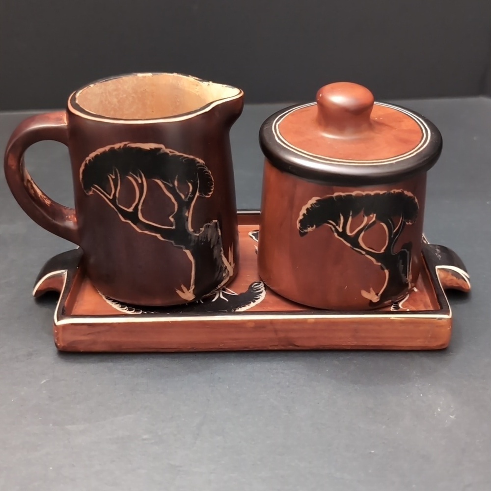 Kuku Hut,Hand carved Brown Stone Sugar And Creamer Set with Tray. - Picture 2 of 16
